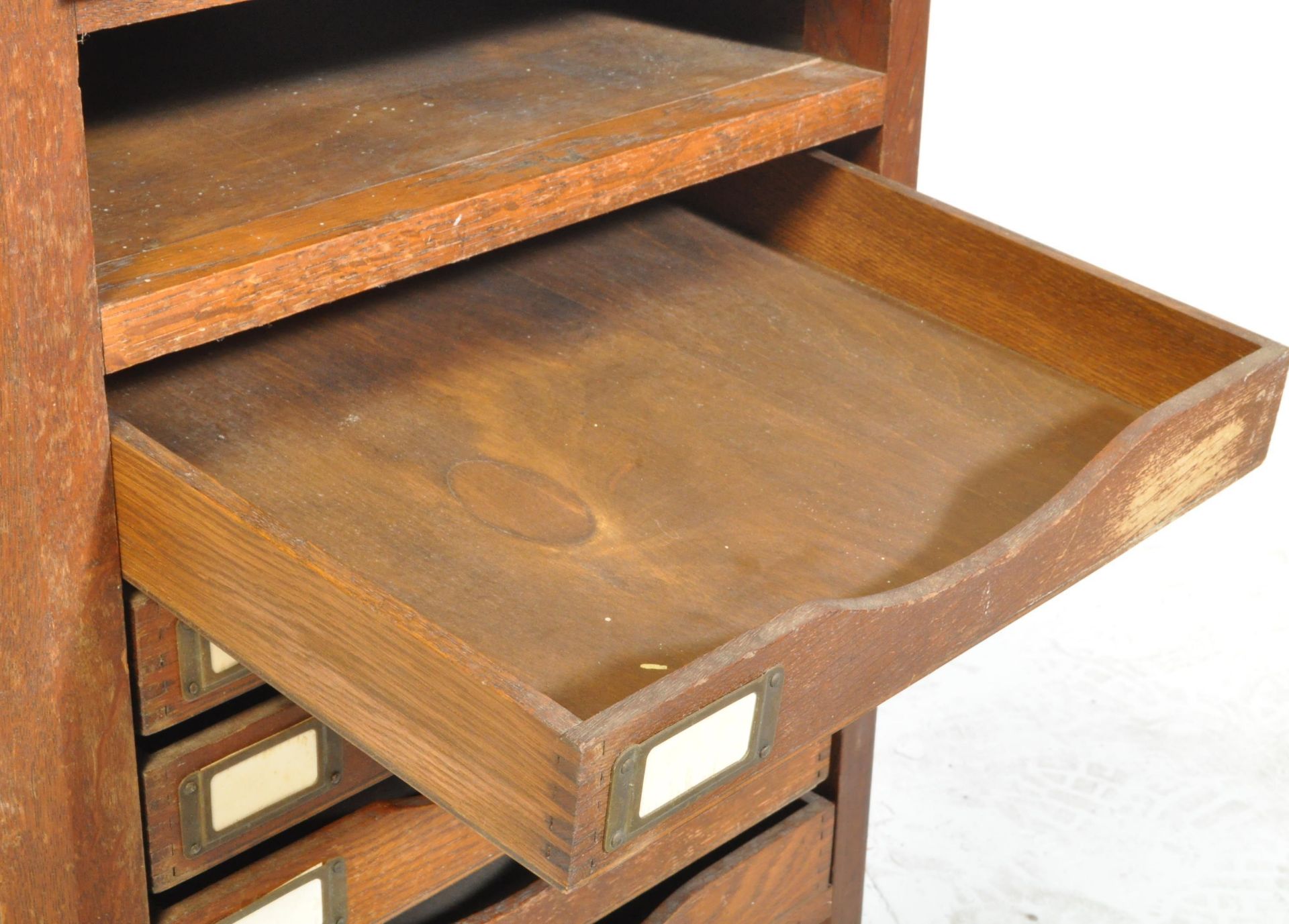 ASTROLA - EARLY 20TH CENTURY OAK OFFICE FILING CABINET - Bild 5 aus 6