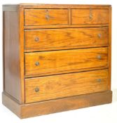 EARLY 20TH CENTURY OAK ARTS & CRAFTS CHEST OF DRAWERS