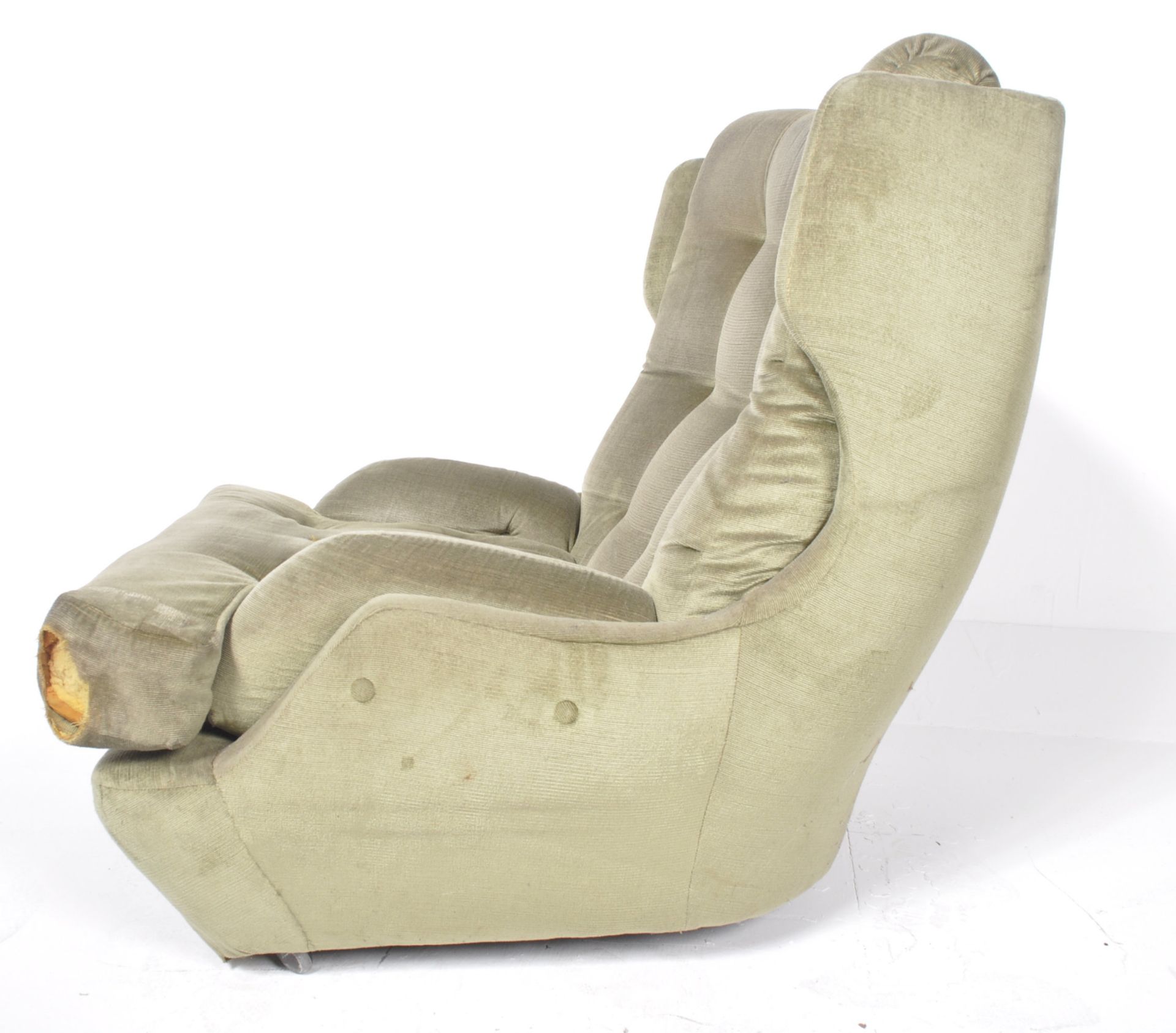 RETRO VINTAGE 1960S EASY LOUNGE EGG CHAIR - Image 7 of 9