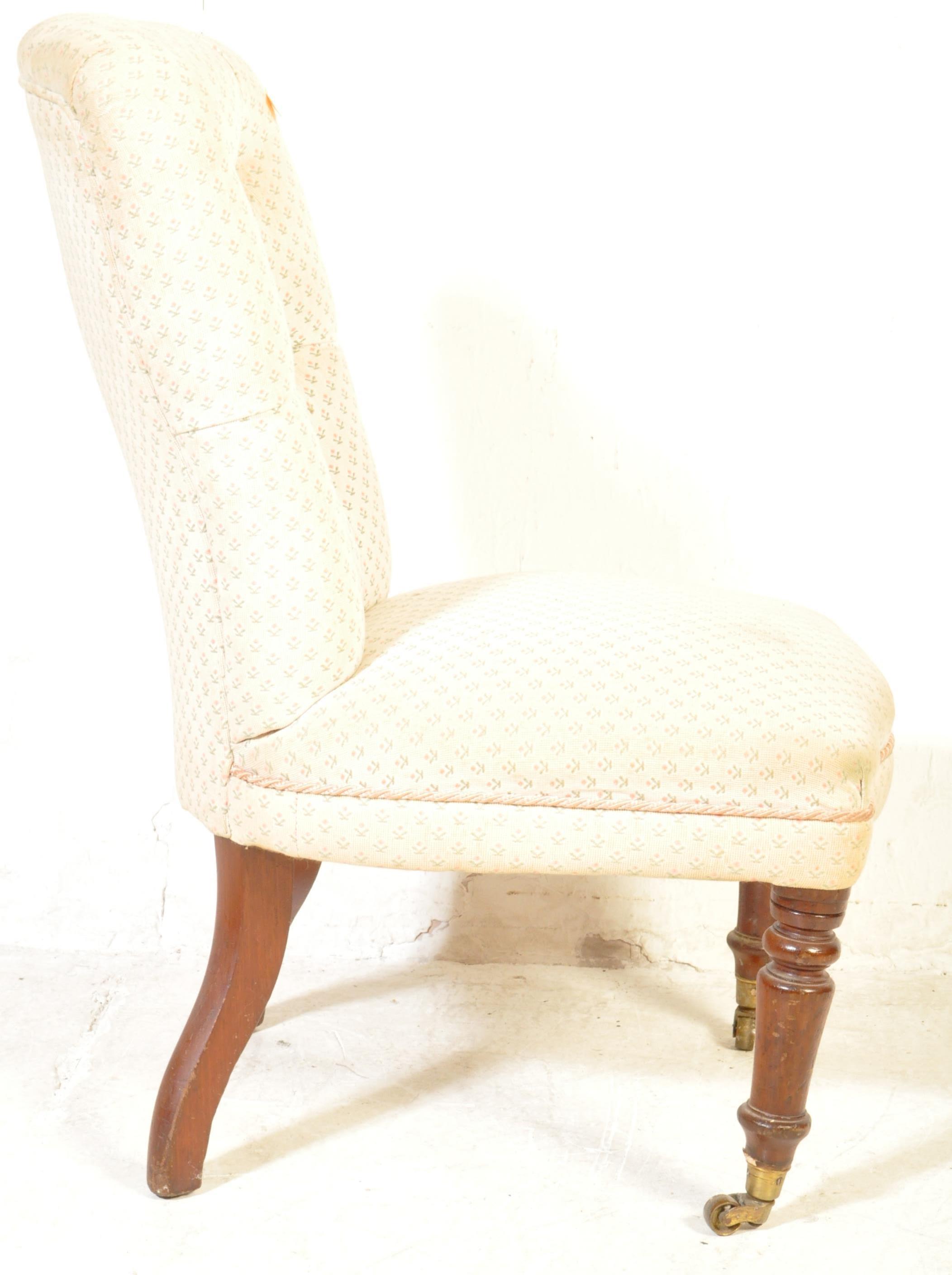 VICTORIAN 19TH CENTURY MAHOGANY NURSING CHAIR - Image 4 of 5