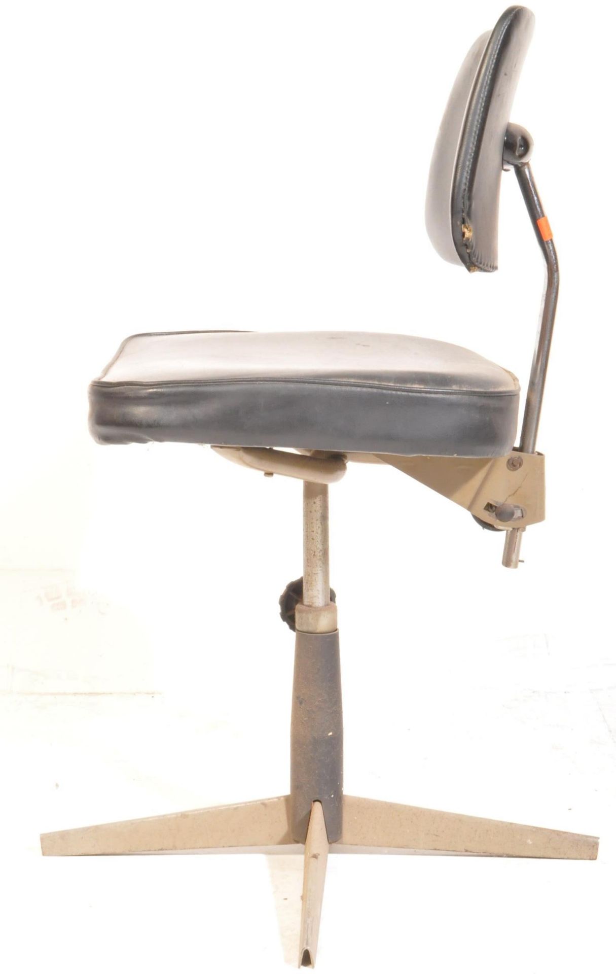 RETRO MID 20TH CENTURY SWIVEL ENGINEERS CHAIR - Image 5 of 6