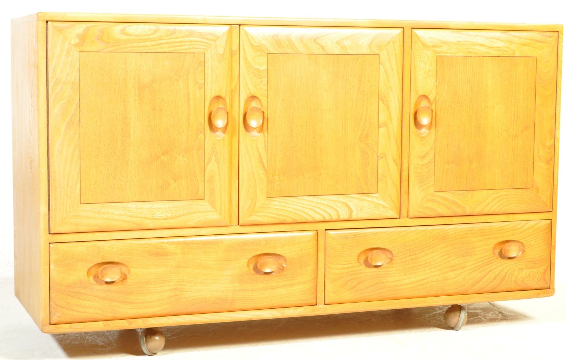 LUCIAN ERCOLANI ERCOL MODEL 366 BEECH AND ELM SIDEBOARD