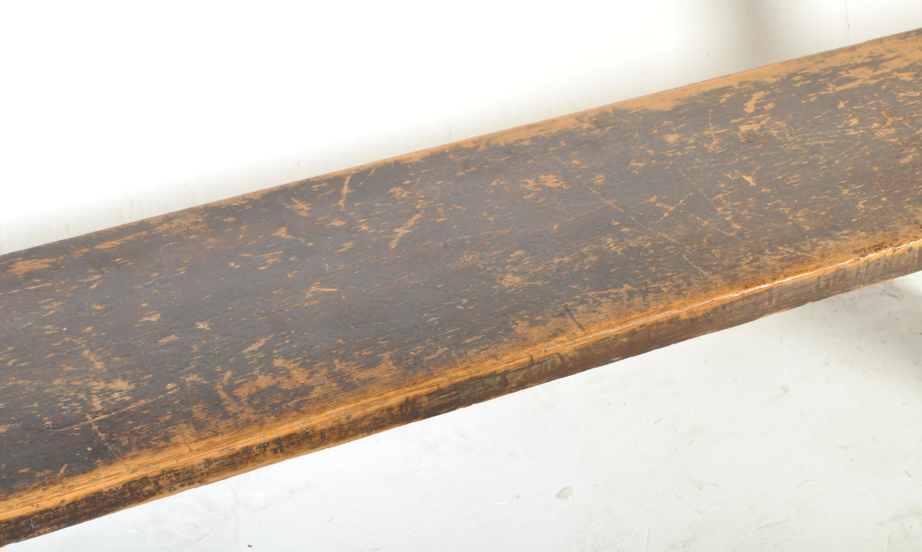 VINTAGE 20TH CENTURY PINE CHURCH ECCLESIATICAL BENCH - Image 4 of 5