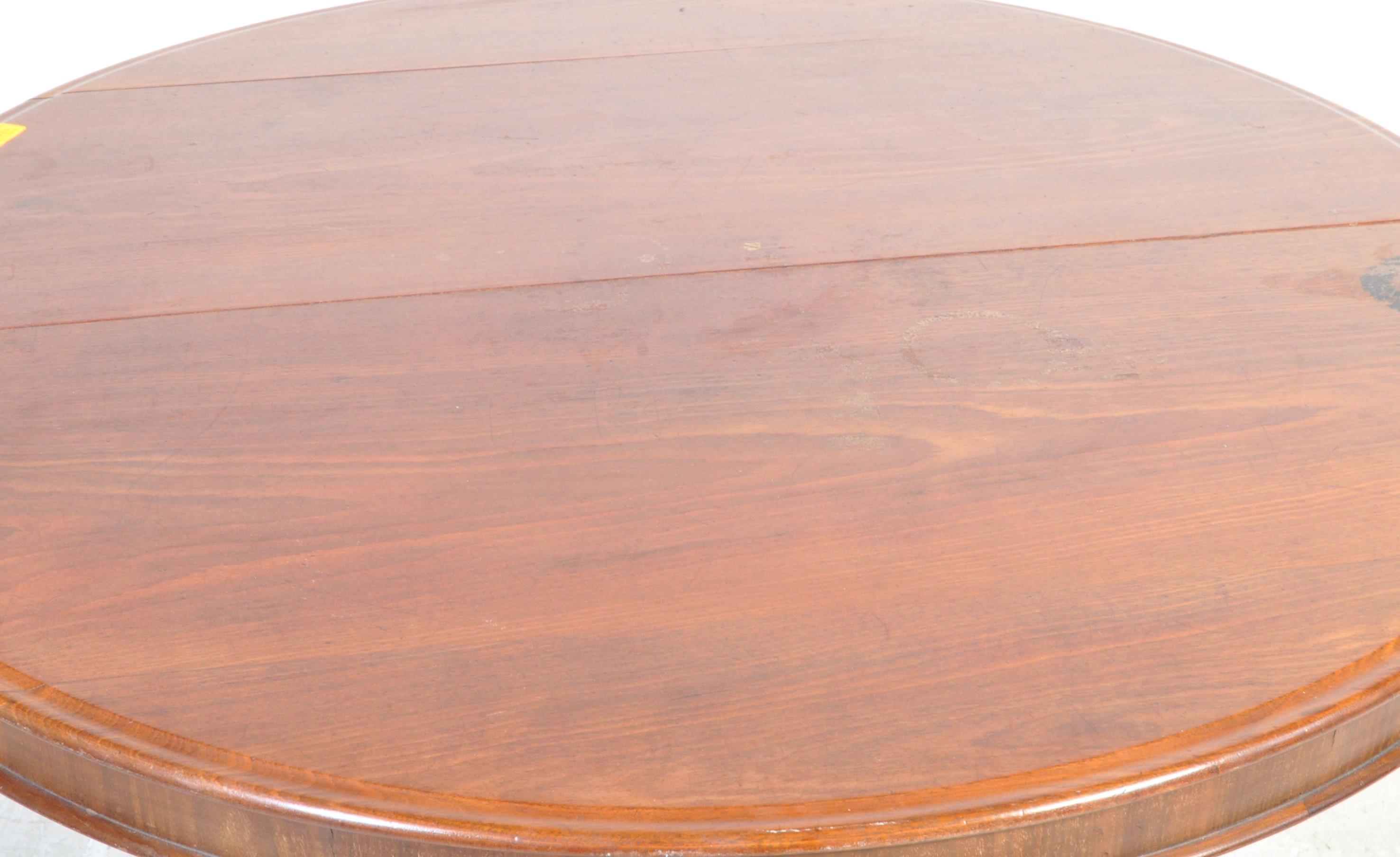 VICTORIAN 19TH CENTURY MAHOGANY BREAKFAST LOO TABLE DINING - Image 2 of 3