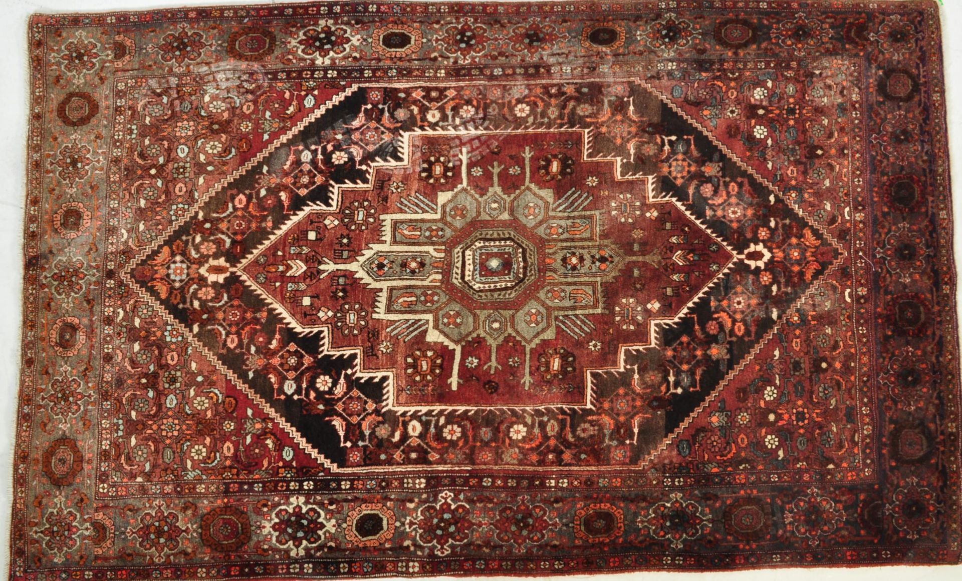 MID 20TH CENTURY PERSIAN ISLAMIC THICK PILE RUG