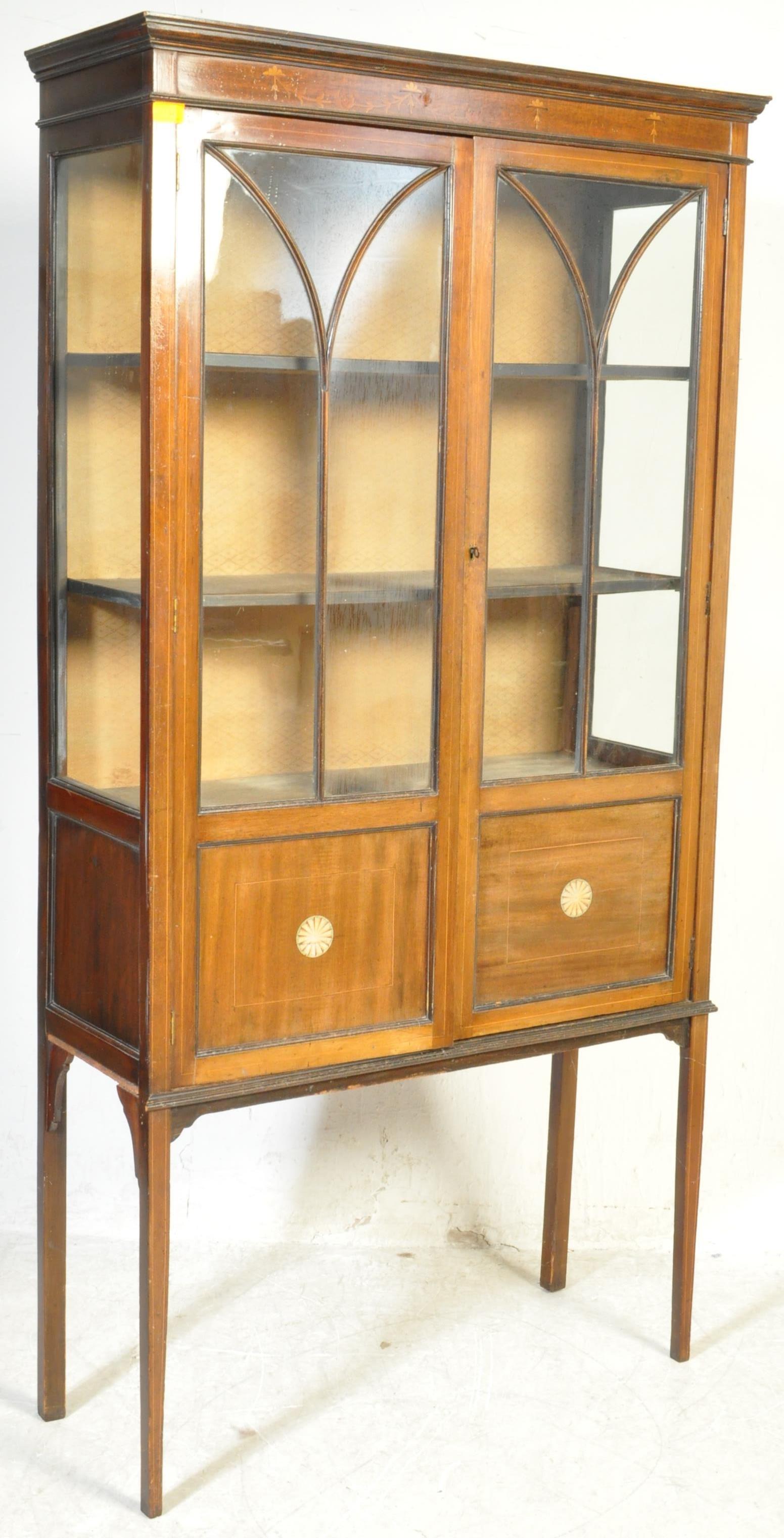 EDWARDIAN MAHOGANY AND LINE INLAID DISPLAY CABINET