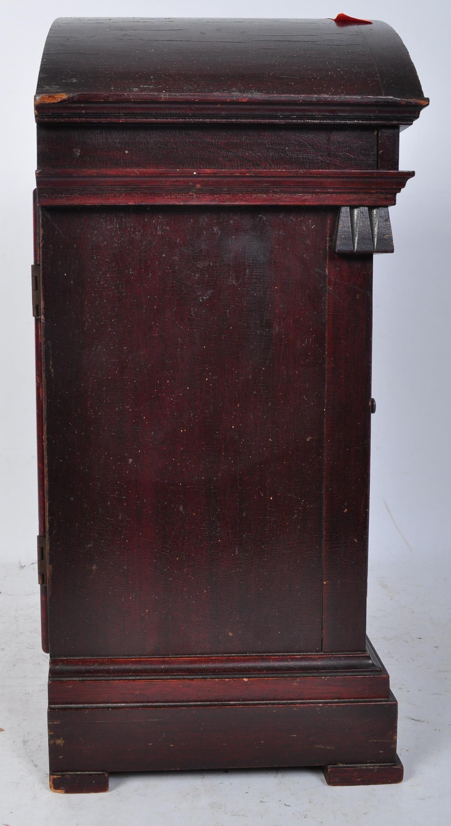 EARLY 20TH CENTURY GERMAN JUNGHANS MAHOGANY CLOCK - Image 5 of 8