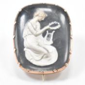 VICTORIAN ANTIQUE GOLD INTAGLIO BROOCH