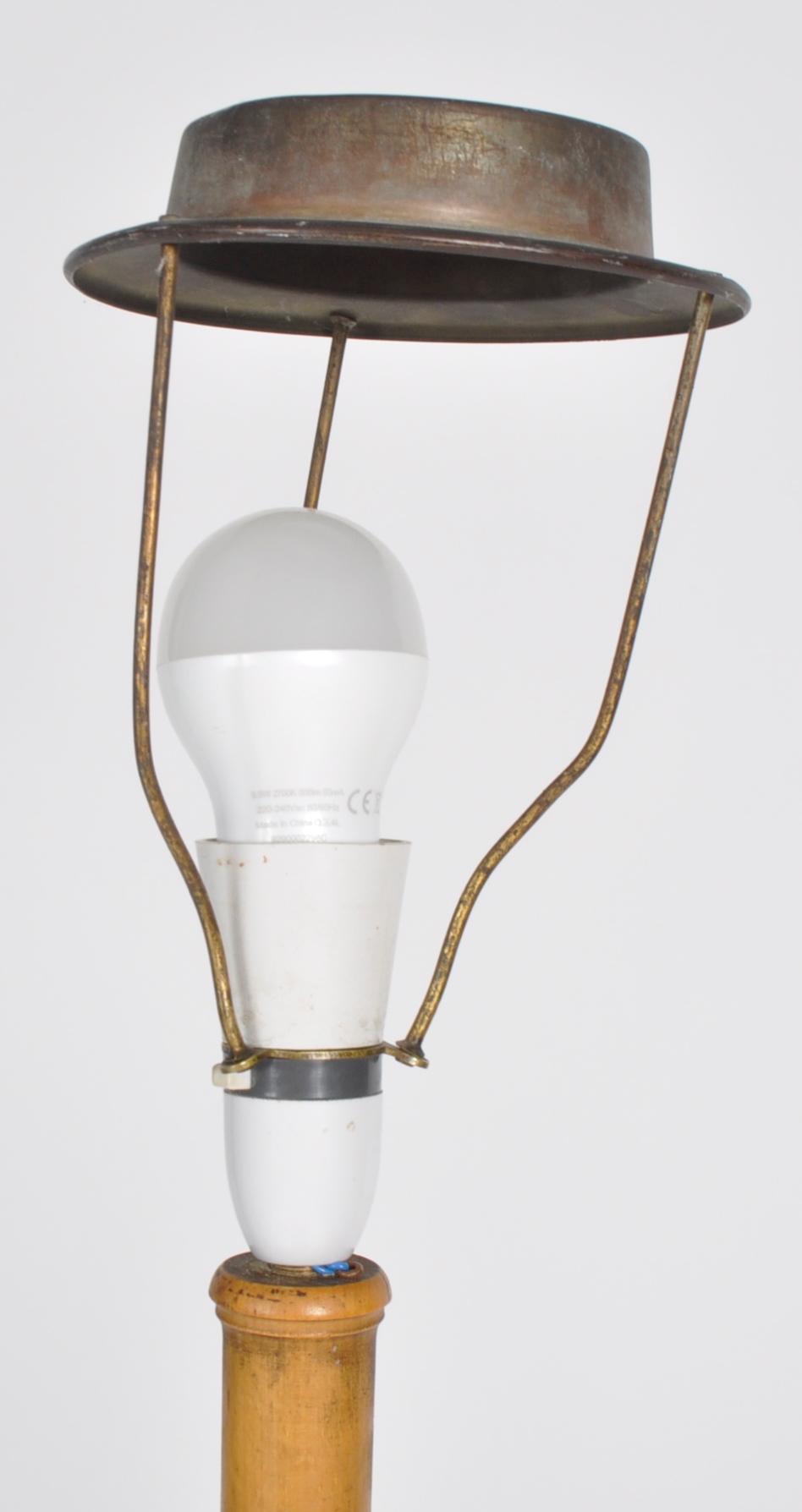 MID 20TH CENTURY FAUX BAMBOO STANDARD LAMP LIGHT - Image 2 of 4