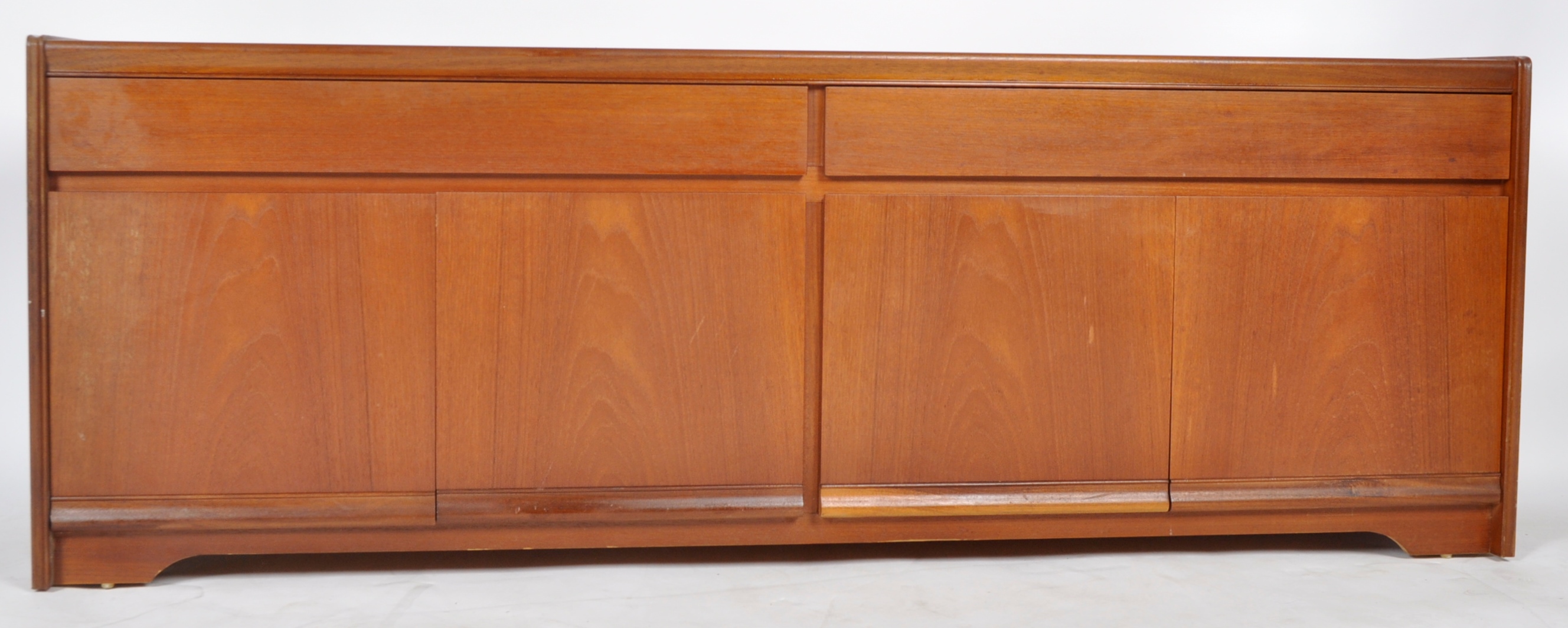 RETRO VINTAGE TEAK WOOD LOW SIDEBOARD