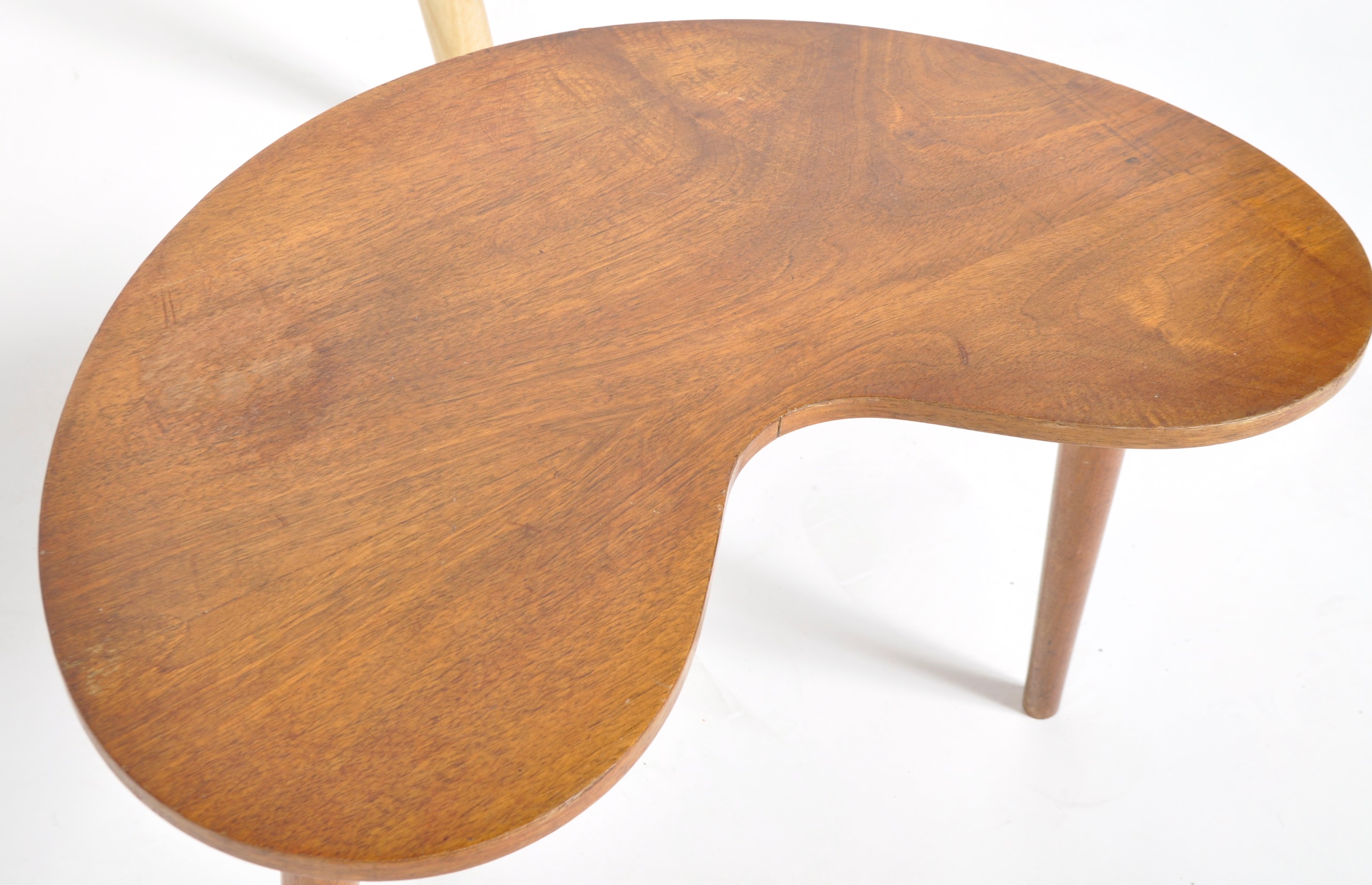 PAIR OF RETRO KIDNEY SHAPED LOW TABLE - Image 4 of 5