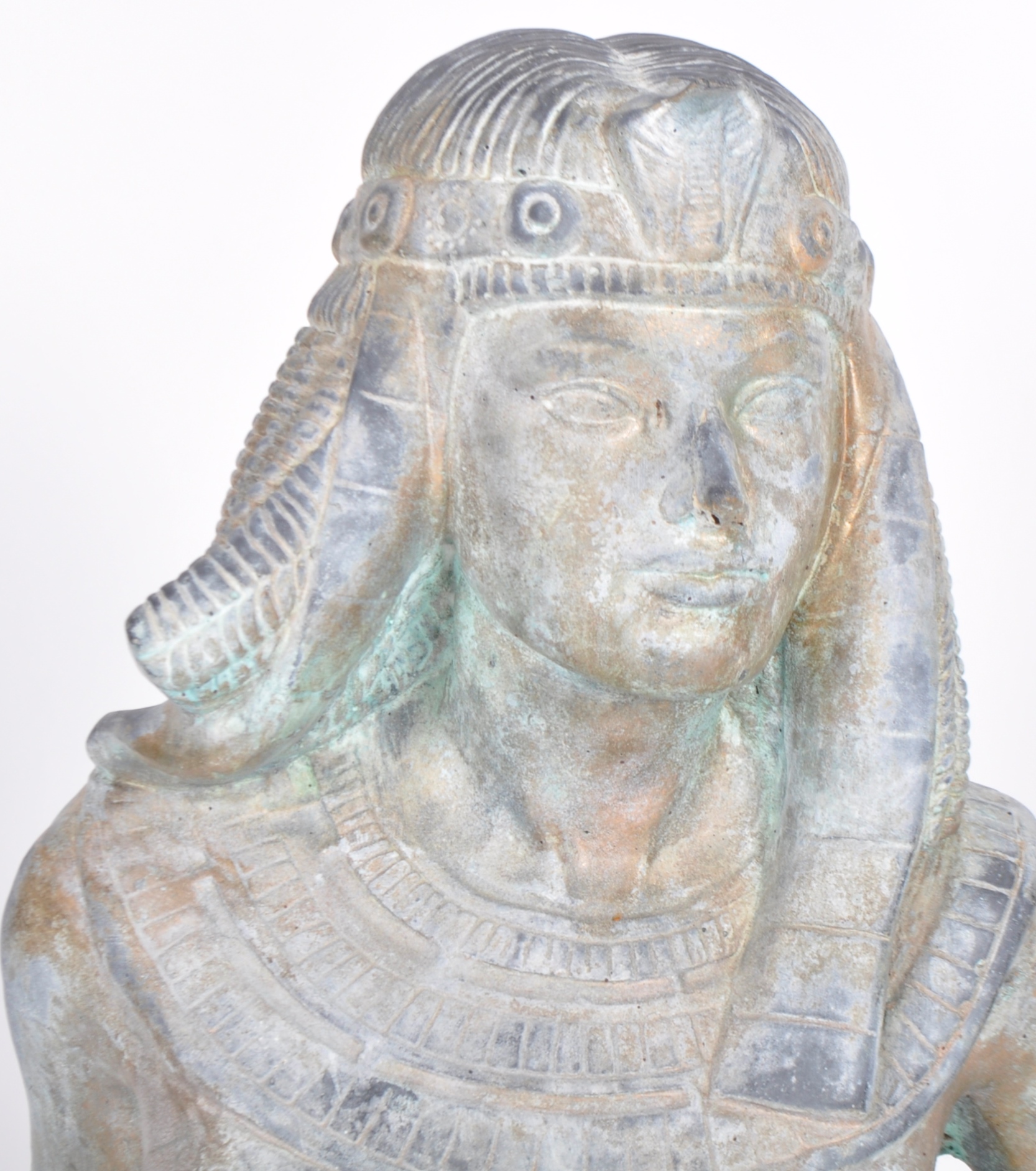 20TH CENTURY RECONSTITUTED STONE GARDEN CLEOPATRA - Image 2 of 5