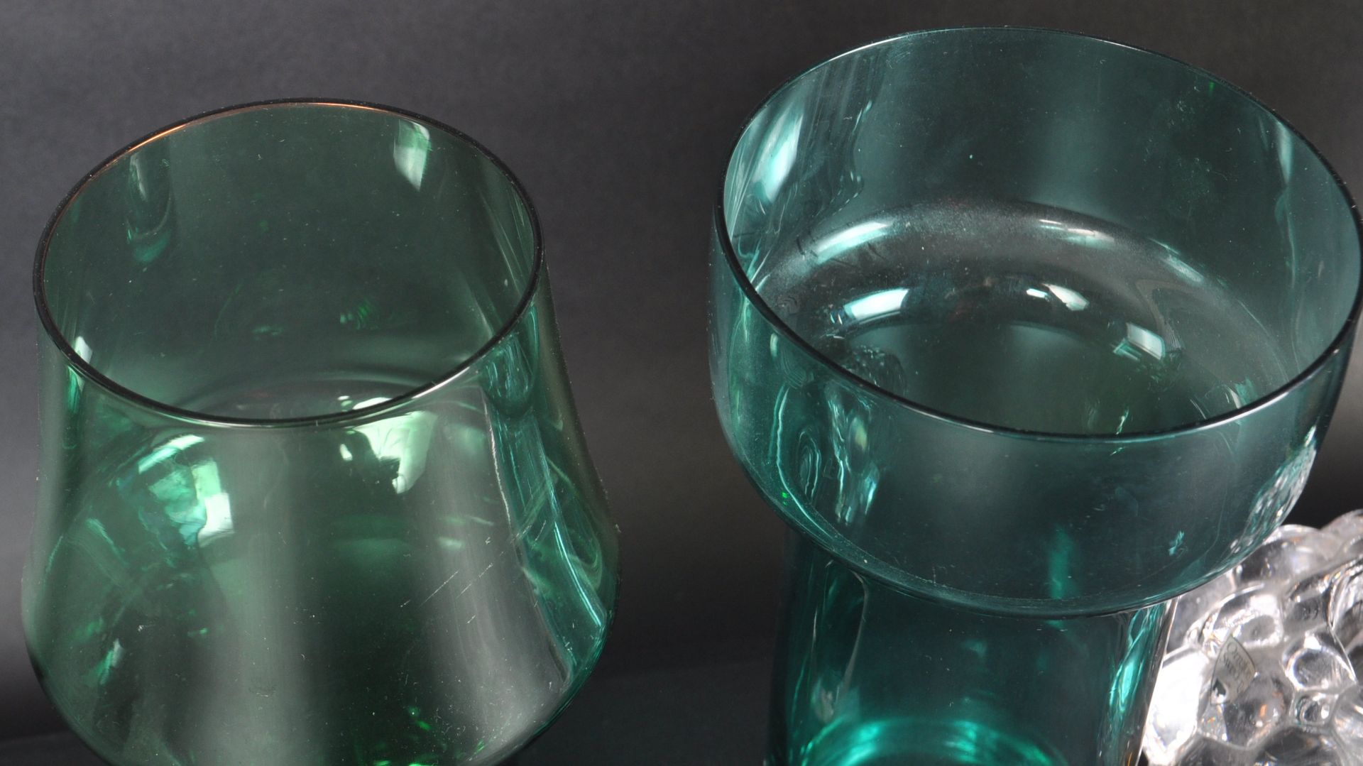 A COLLECTION OF SCANDINAVIAN STUDIO GLASS - Image 3 of 8