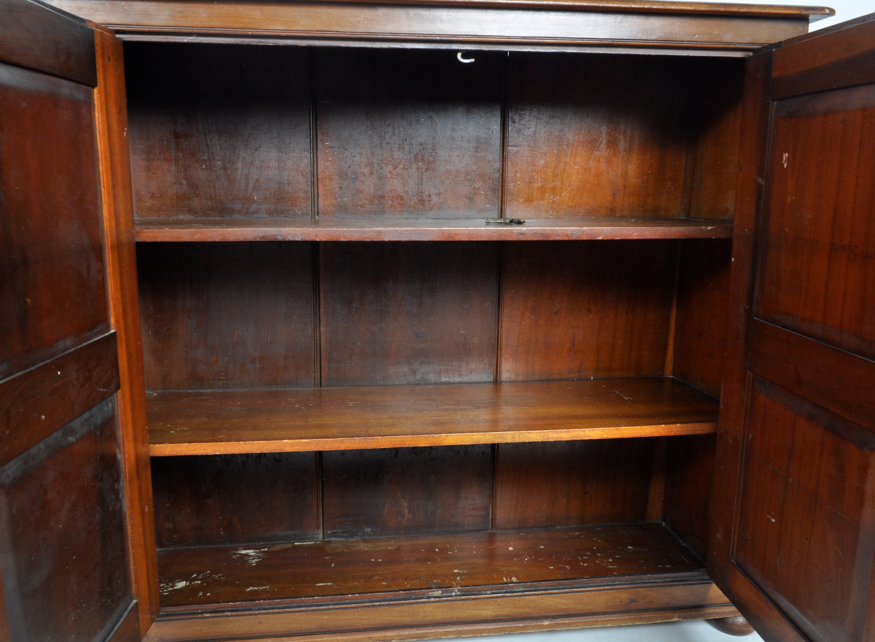 19TH CENTURY VICTORIAN PADAUK WOOD SCHOOL CUPBOARD - Image 5 of 5