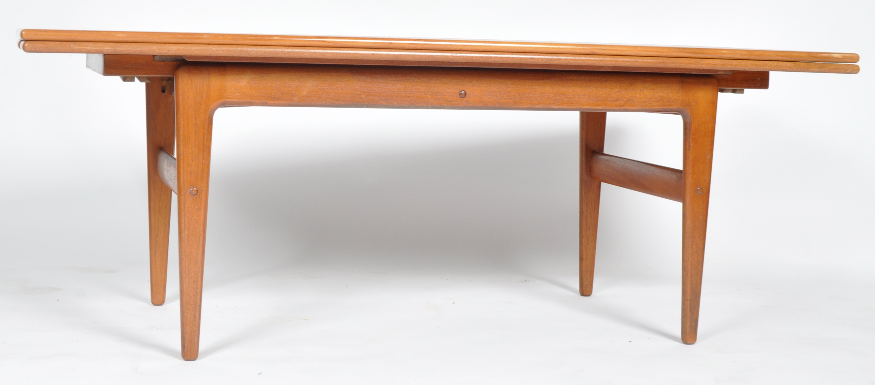 TRIOH MOBLER - DANISH METAMORPHIC LOW TABLE / DINING TABLE - Image 2 of 4