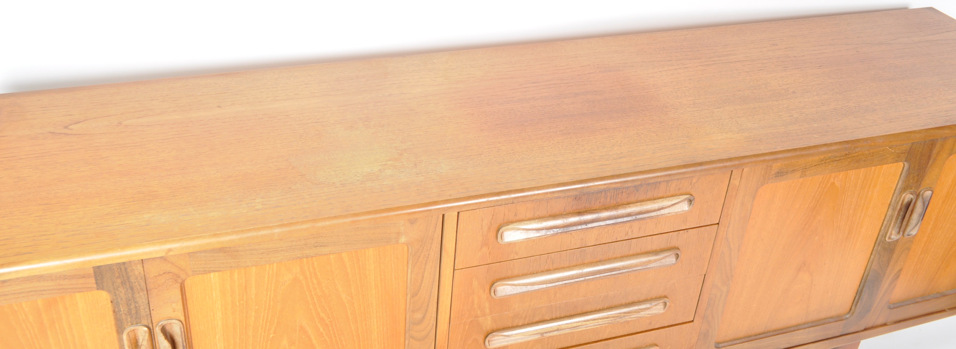 VICTOR B WILKINS - G PLAN - FRESCO RANGE - TEAK WOOD SIDEBOARD - Image 3 of 6