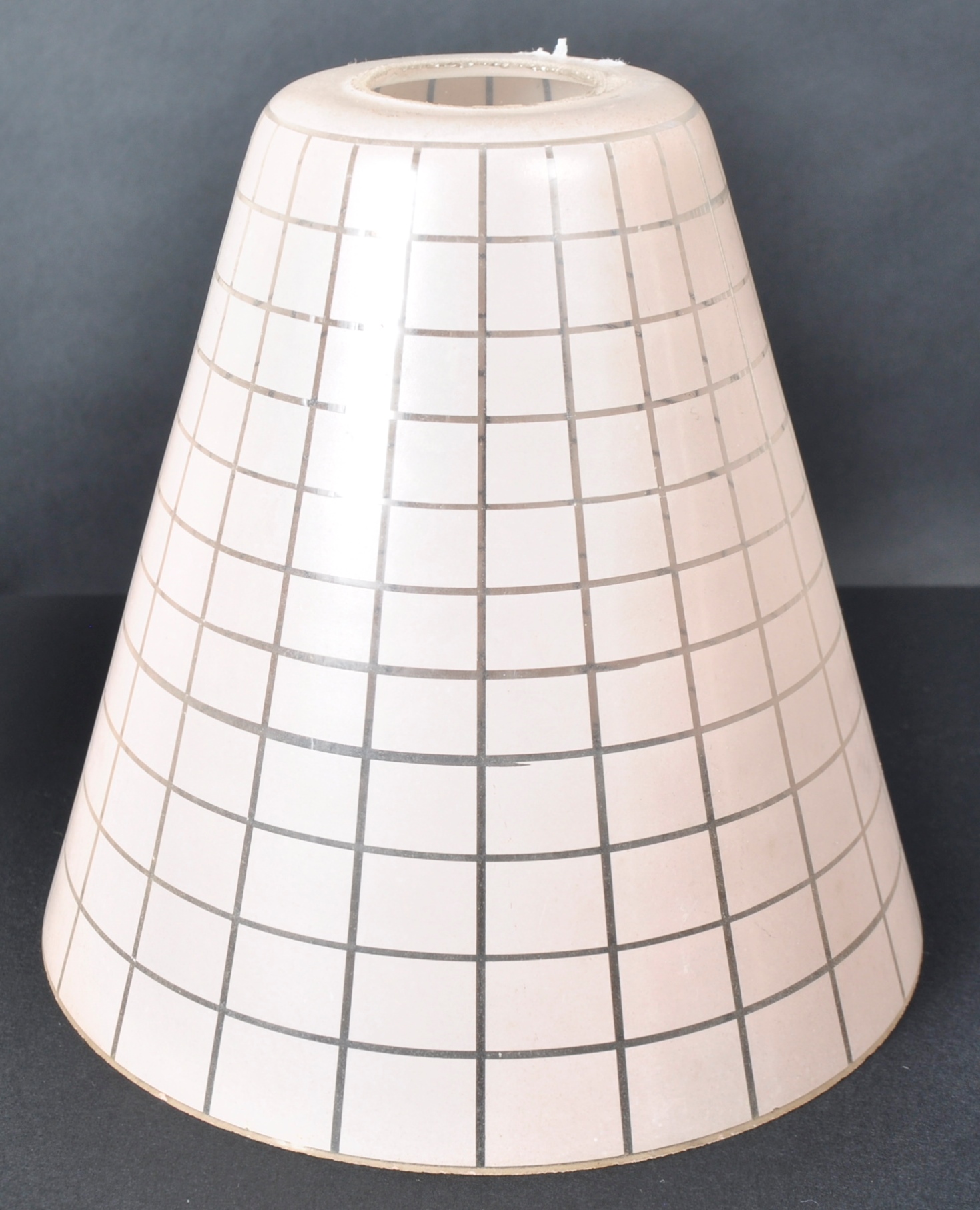 COLLECTION OF FIVE GLASS LAMP SHADES - Image 5 of 7