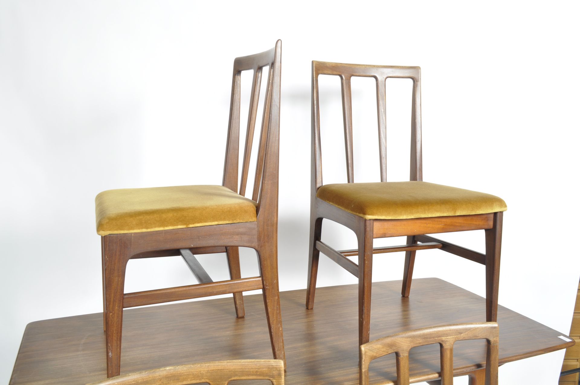 YOUNGER TEAK WOOD DINING TABLE AND FOUR CHAIRS - Image 4 of 8