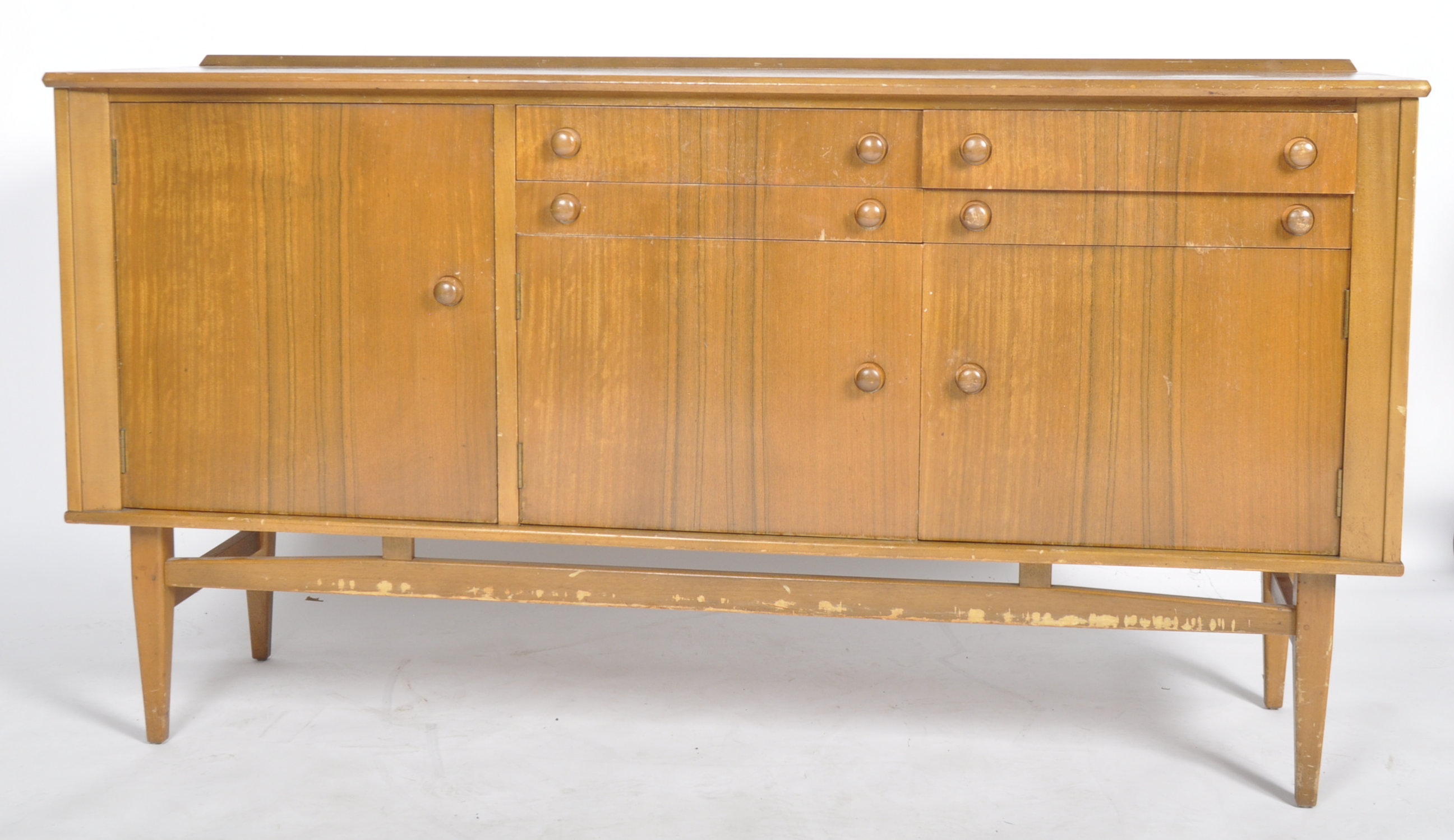 WALTERS OF HIGH WYCOMBE - WALNUT VENEERED SIDEBOARD