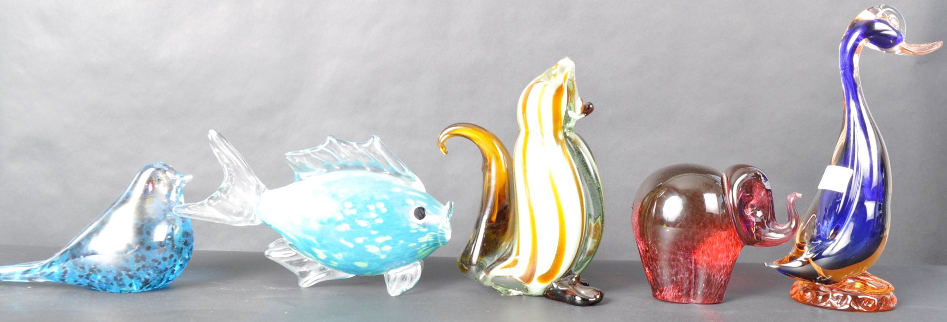 COLLECTION OF RETRO VINTAGE GLASS ANIMALS - Image 2 of 7