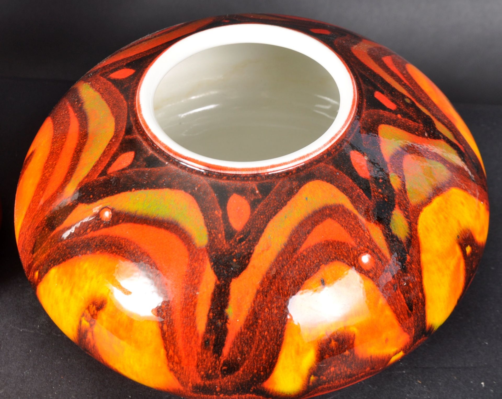 POOLE POTTERY DELPHIS RANGE RED COLLECTION - Image 7 of 7
