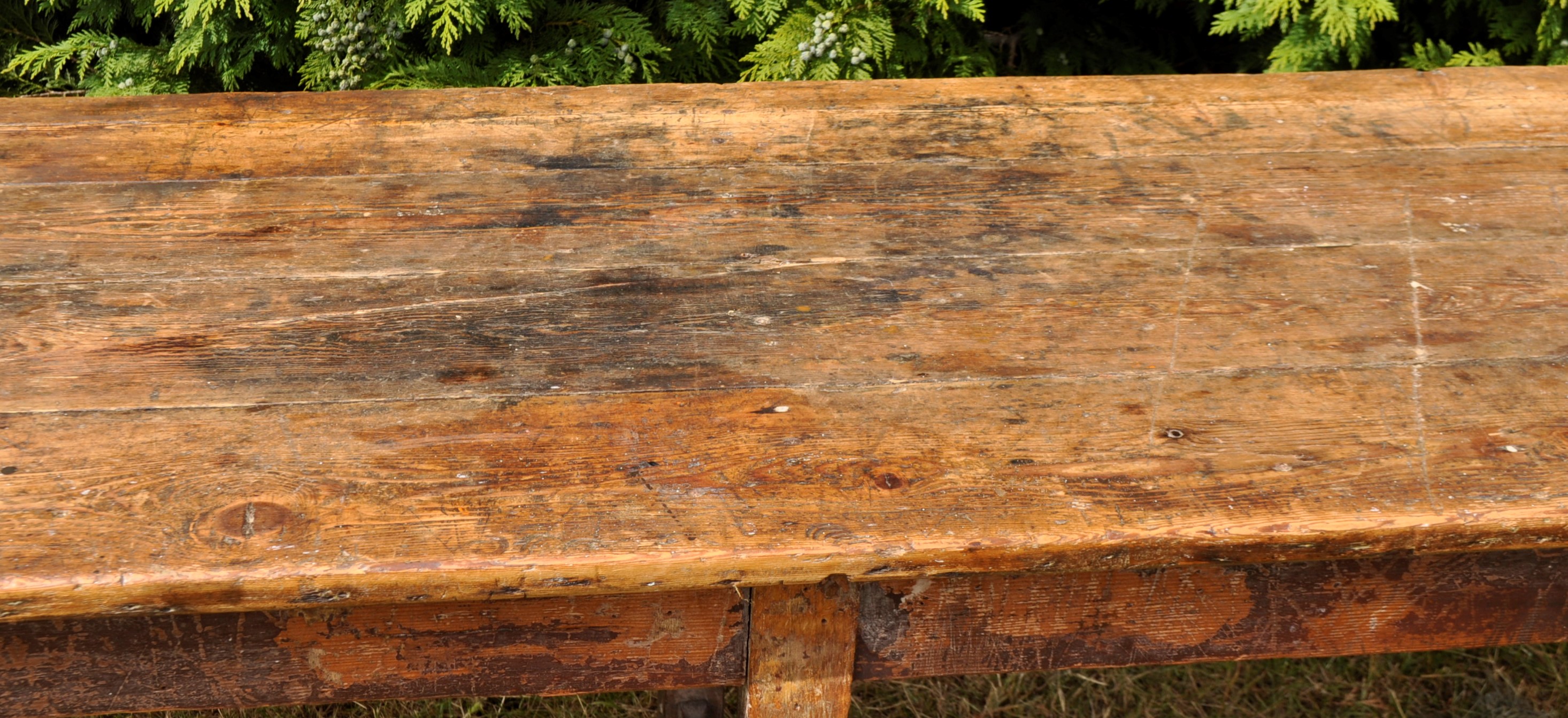 LARGE LATE 19TH CENTURY VICTORIAN PINE REFECTORY TABLE - Image 5 of 7