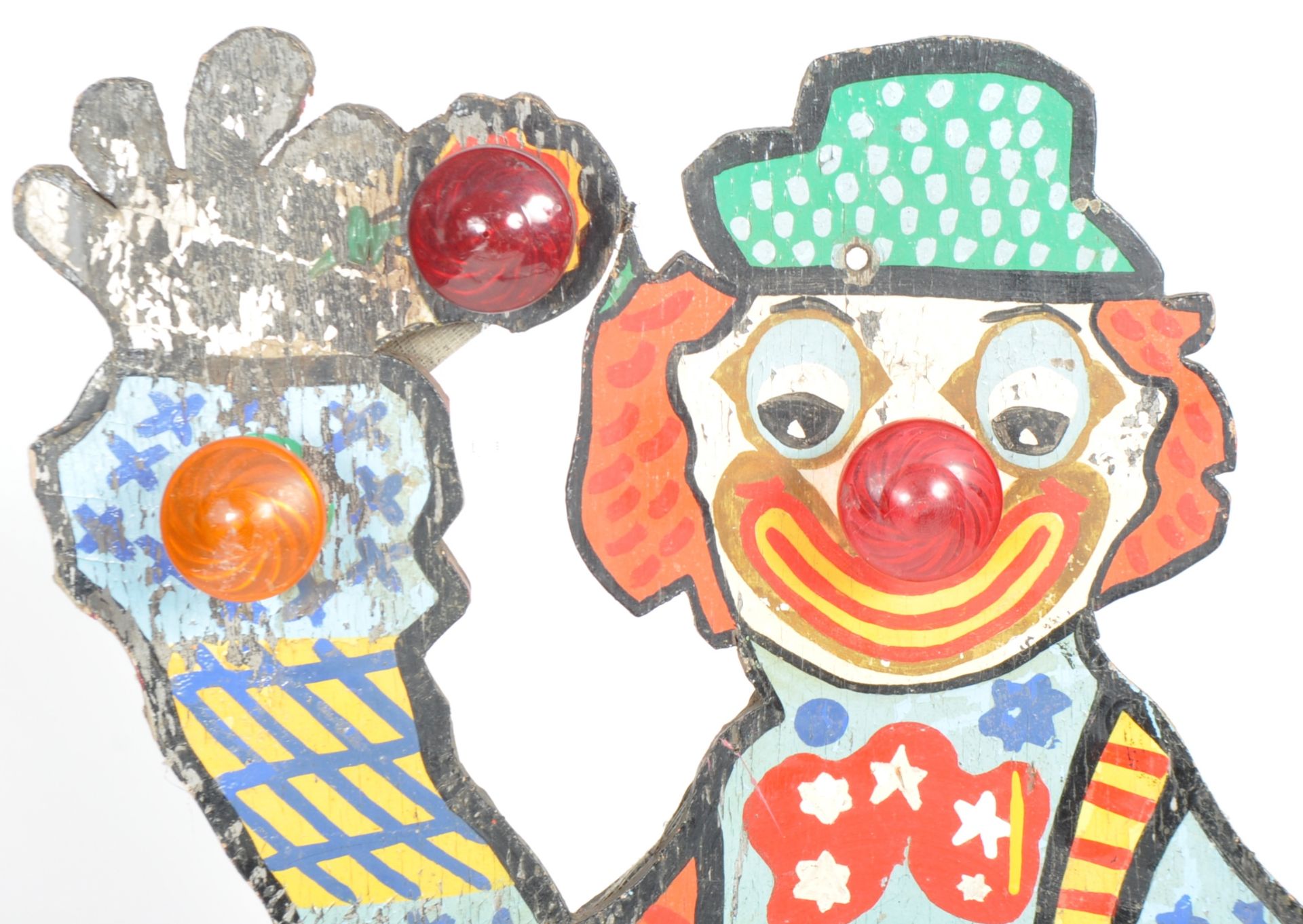 VINTAGE HAND PAINTED FAIRGROUND WOODEN CLOWN DISPLAY - Bild 2 aus 4