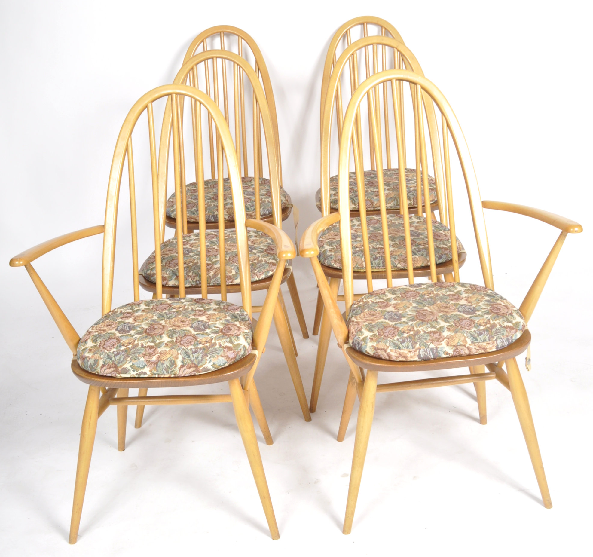 ERCOL - DINING TABLE AND MATCHING SET OF SIX CHAIRS - Image 9 of 9