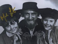 OLIVER (1964) - RON MOODY & MARK LESTER - SIGNED 8X10" - AFTAL