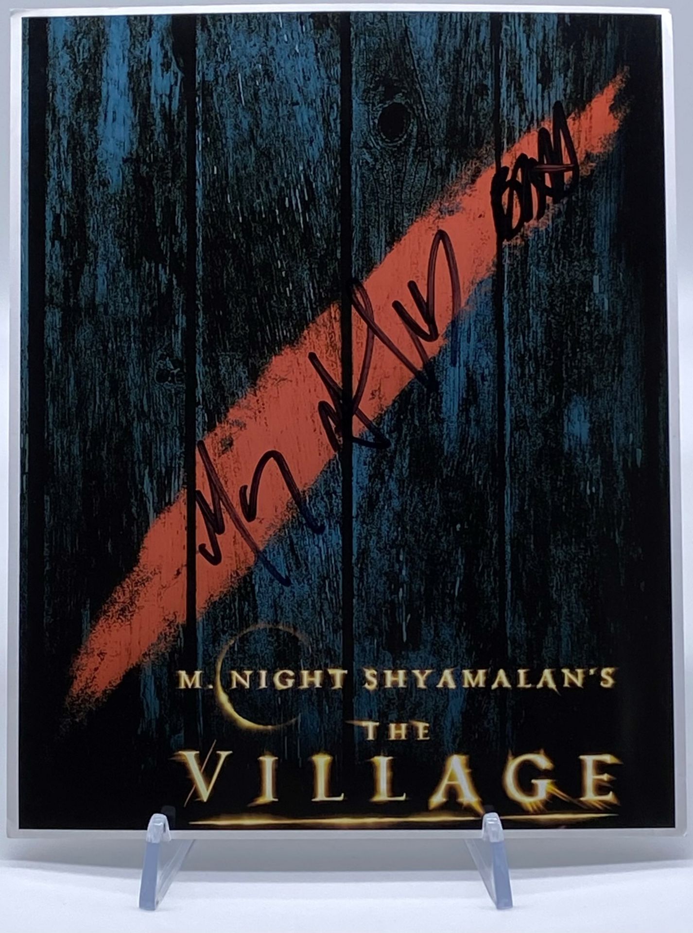 M. NIGHT SHYAMALAN - THE VILLAGE (2004) - SIGNED PHOTO - AFTAL