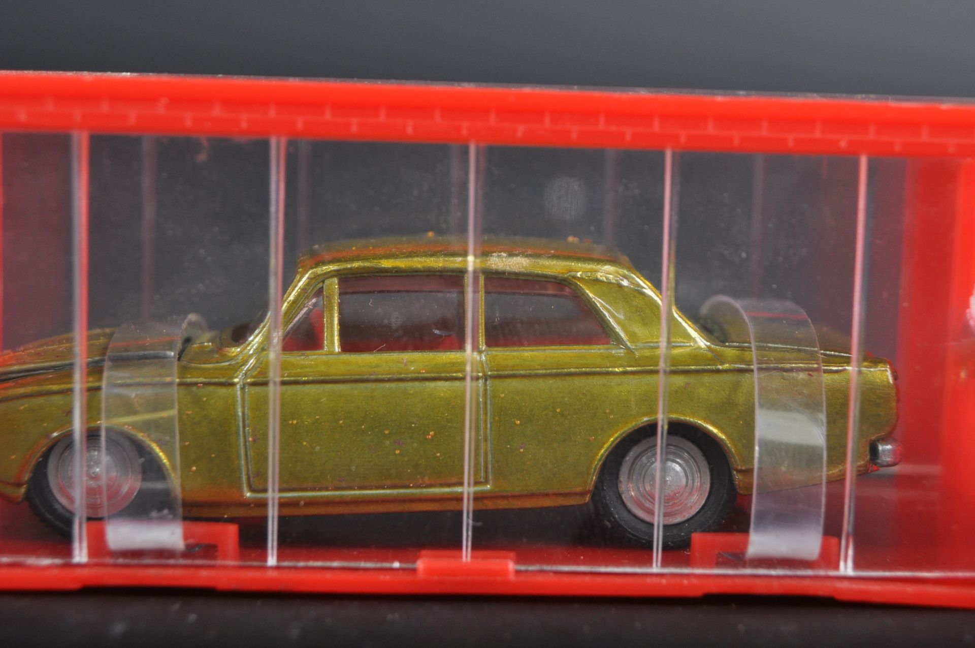 VINTAGE MINI DINKY DIECAST MODEL FORD COSAIR CAR - Image 2 of 4