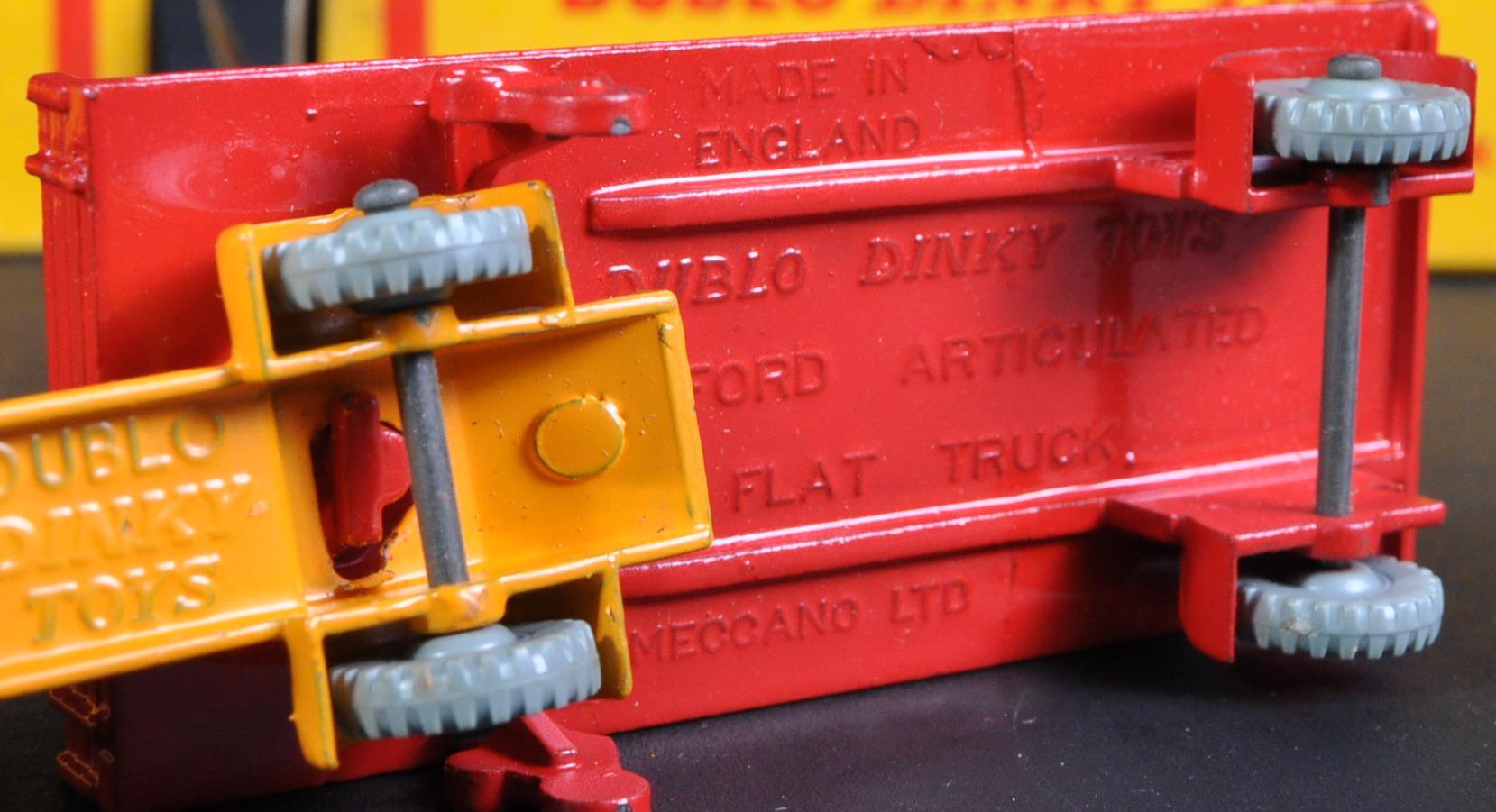 COLLECTION OF VINTAGE DUBLO DINKY TOYS DIECAST MODELS - Image 9 of 10