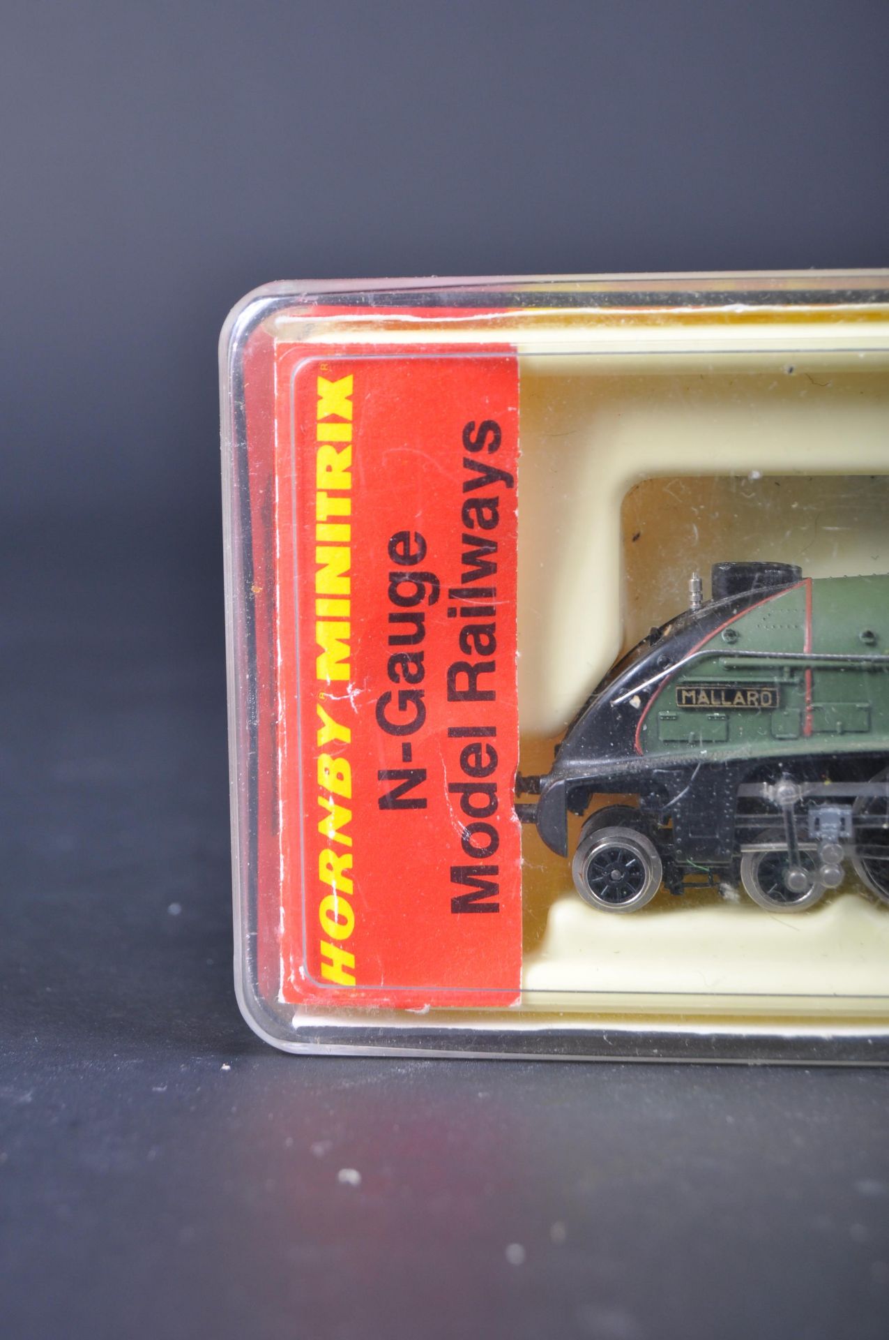 WEST GERMAN TRIX MODEL RAILWAYS N GAUGE LOCOMOTIVE - Image 4 of 5