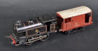 VINTAGE HORNBY O GAUGE TINPLATE CLOCKWORK LOCOMOTIVE