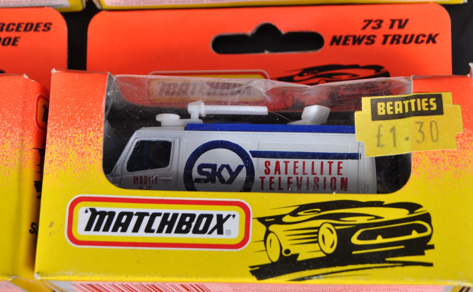 COLLECTION OF VINTAGE MATCHBOX DIECAST MODEL CARS - Image 6 of 7