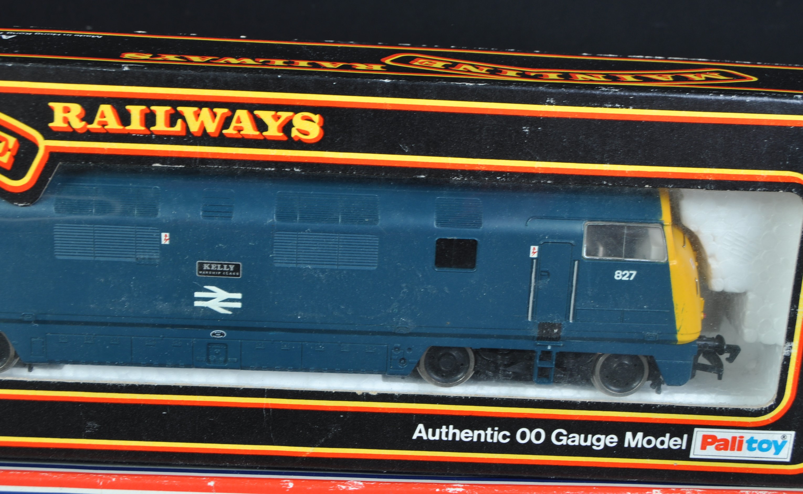 TWO 00 GAUGE MODEL RAILWAY TRAINSET DIESEL LOCOMOTIVEST - Image 2 of 6