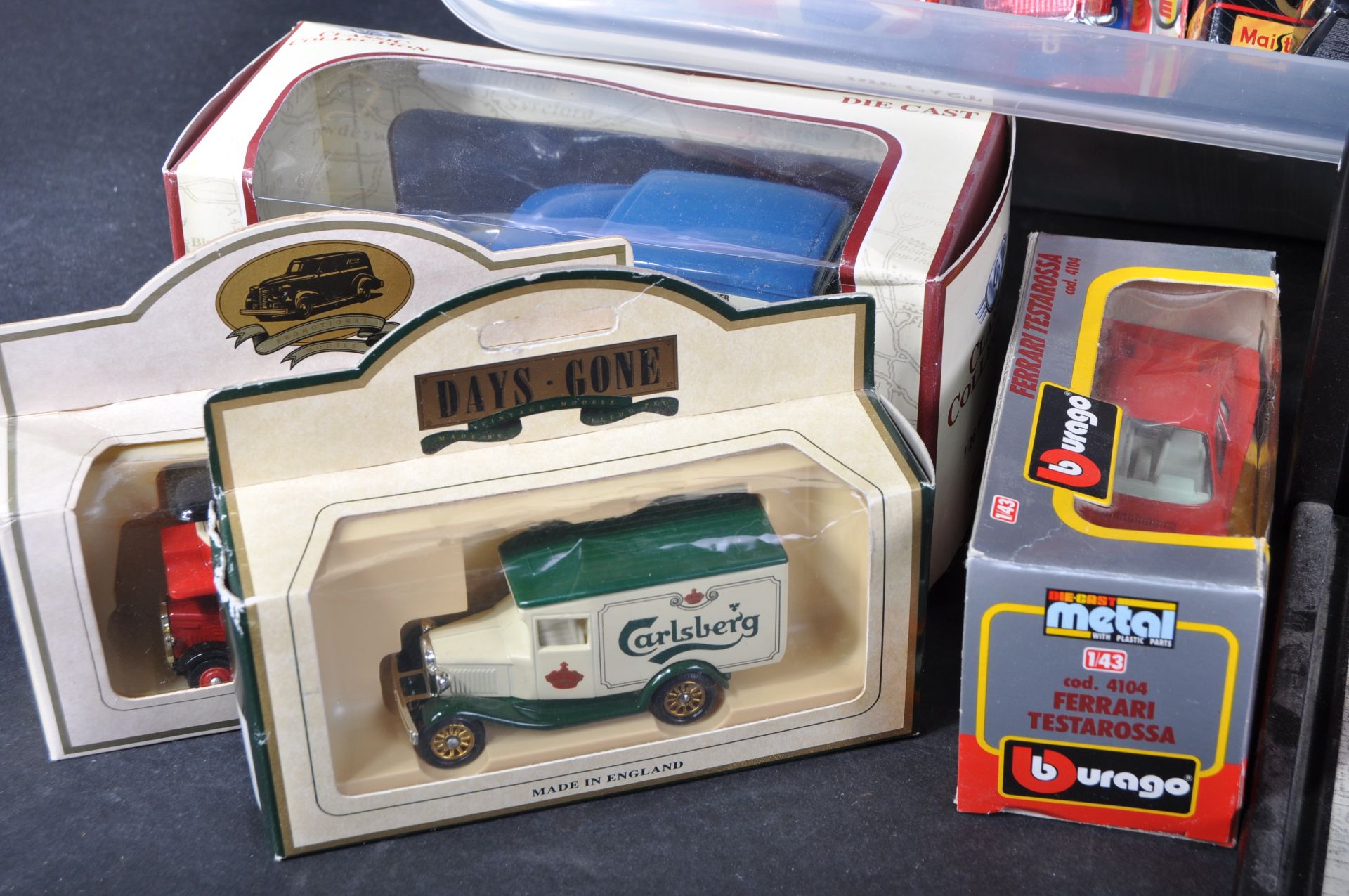 LARGE COLLECTION OF ASSORTED DIECAST MODELS - Image 4 of 14