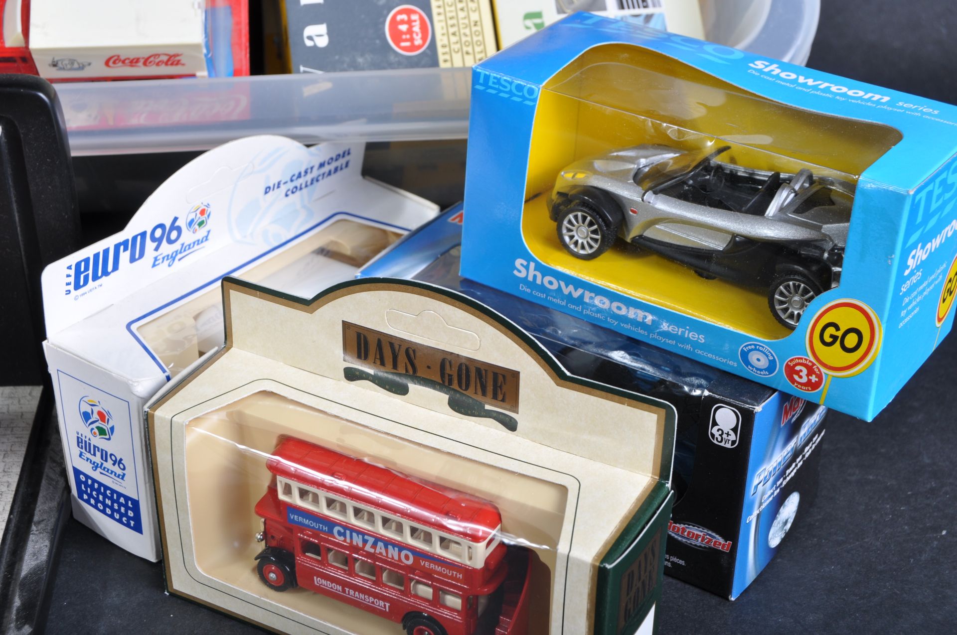 LARGE COLLECTION OF ASSORTED DIECAST MODELS - Image 2 of 14