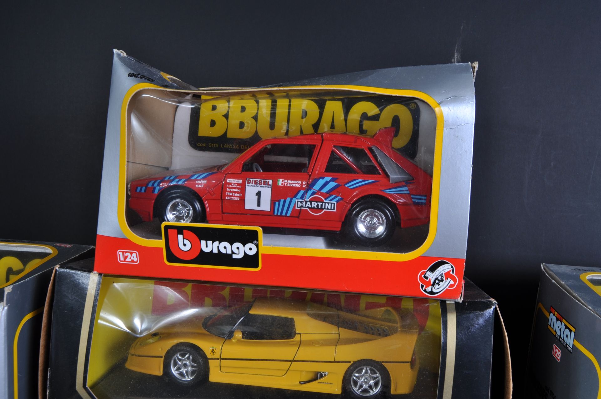 LARGE COLLECTION OF ASSORTED BURAGO DIECAST MODEL CARS - Image 2 of 7