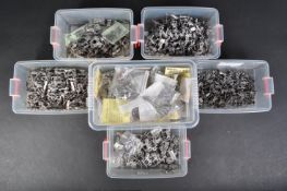 LARGE COLLECTION OF VINTAGE MINIFIGS CAST METAL WARGAMING FIGURES