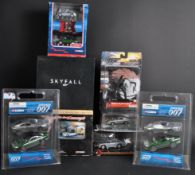 COLLECTION OF ASSORTED JAMES BOND MODELS & DIECAST CARS