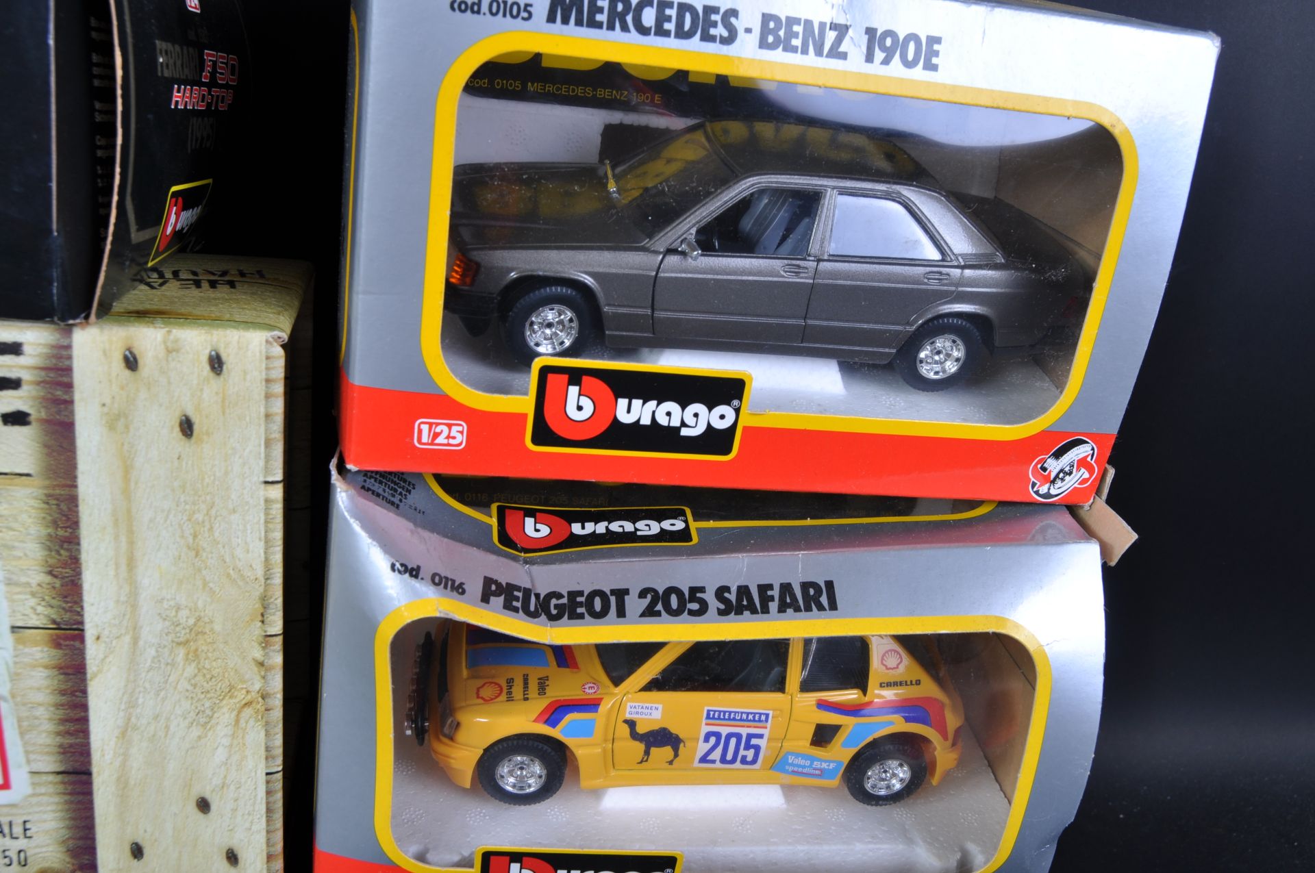 LARGE COLLECTION OF ASSORTED BURAGO DIECAST MODEL CARS - Image 3 of 7
