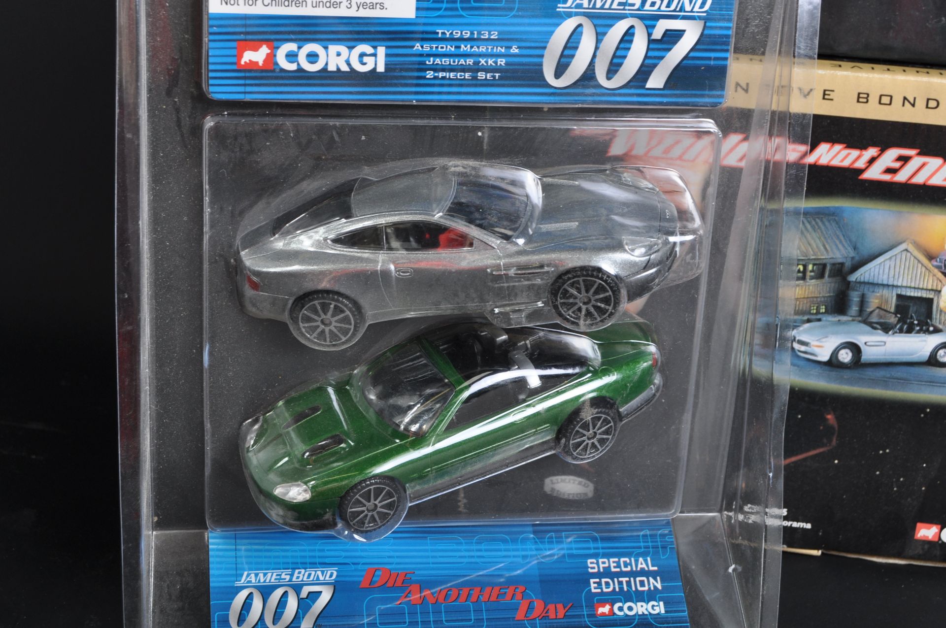 COLLECTION OF ASSORTED JAMES BOND MODELS & DIECAST CARS - Image 3 of 7