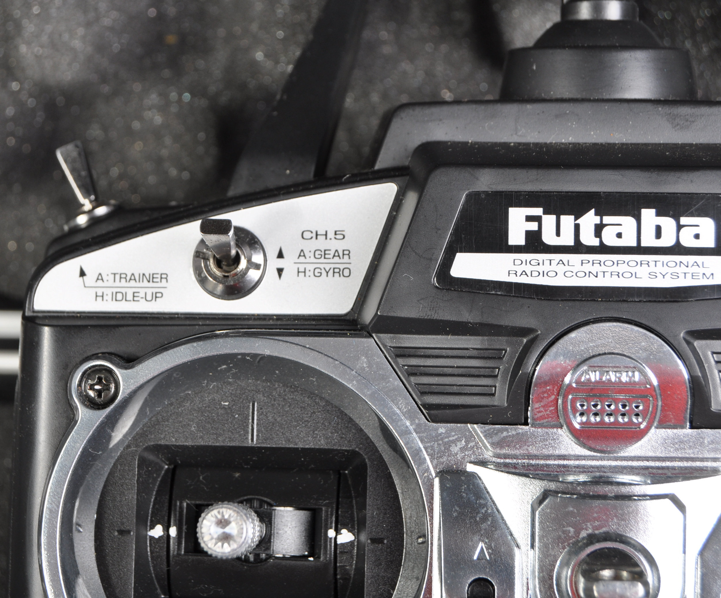 FUTABA T6EX RC RADIO CONTROL TRANSMITTER CONTROLLER - Image 3 of 8