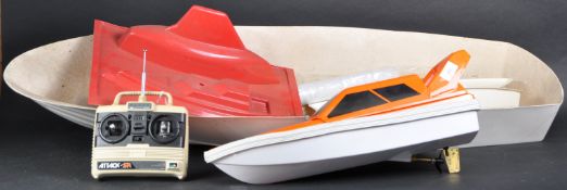 RADIO CONTROLLED MODEL BOAT AND ACCESSORIES