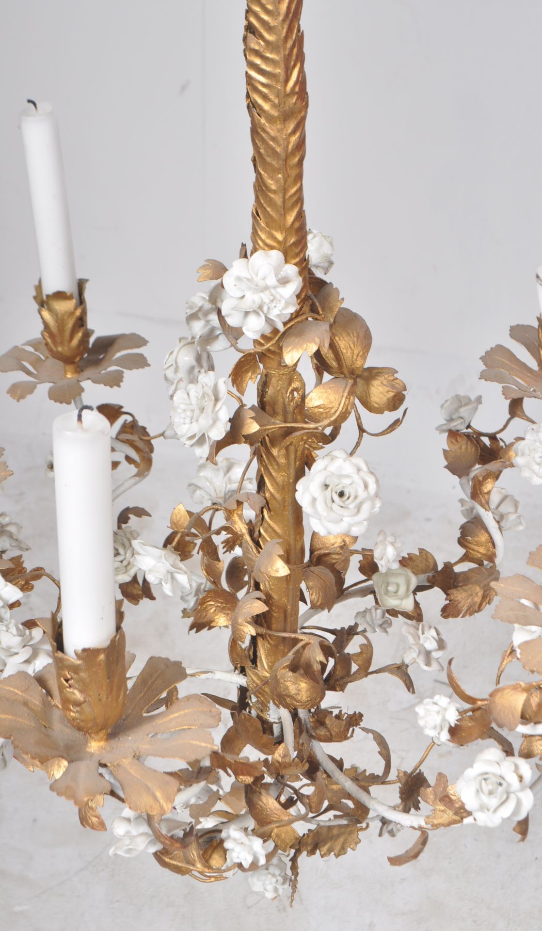 EARLY 20TH CENTURY FRENCH PORCELAIN & GILT CEILING LIGHT - Image 3 of 5