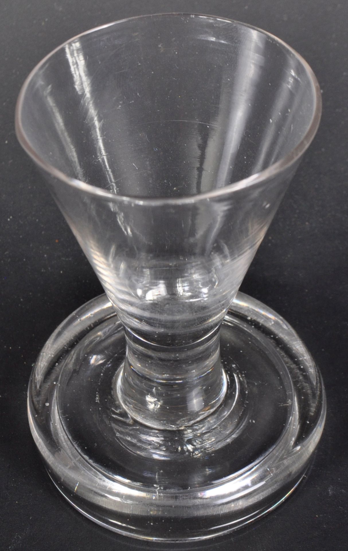 18TH CENTURY GEORGE III FLANGE FOOTED FIRING GLASS - Image 2 of 5