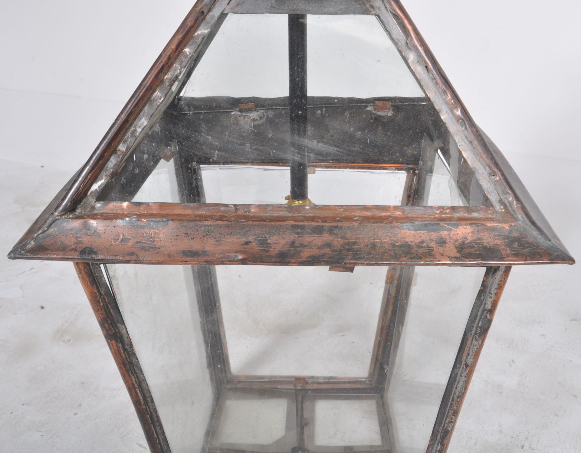 EARLY 20TH CENTURY COPPER ELECTRIC PORCH LANTERN - Image 5 of 10