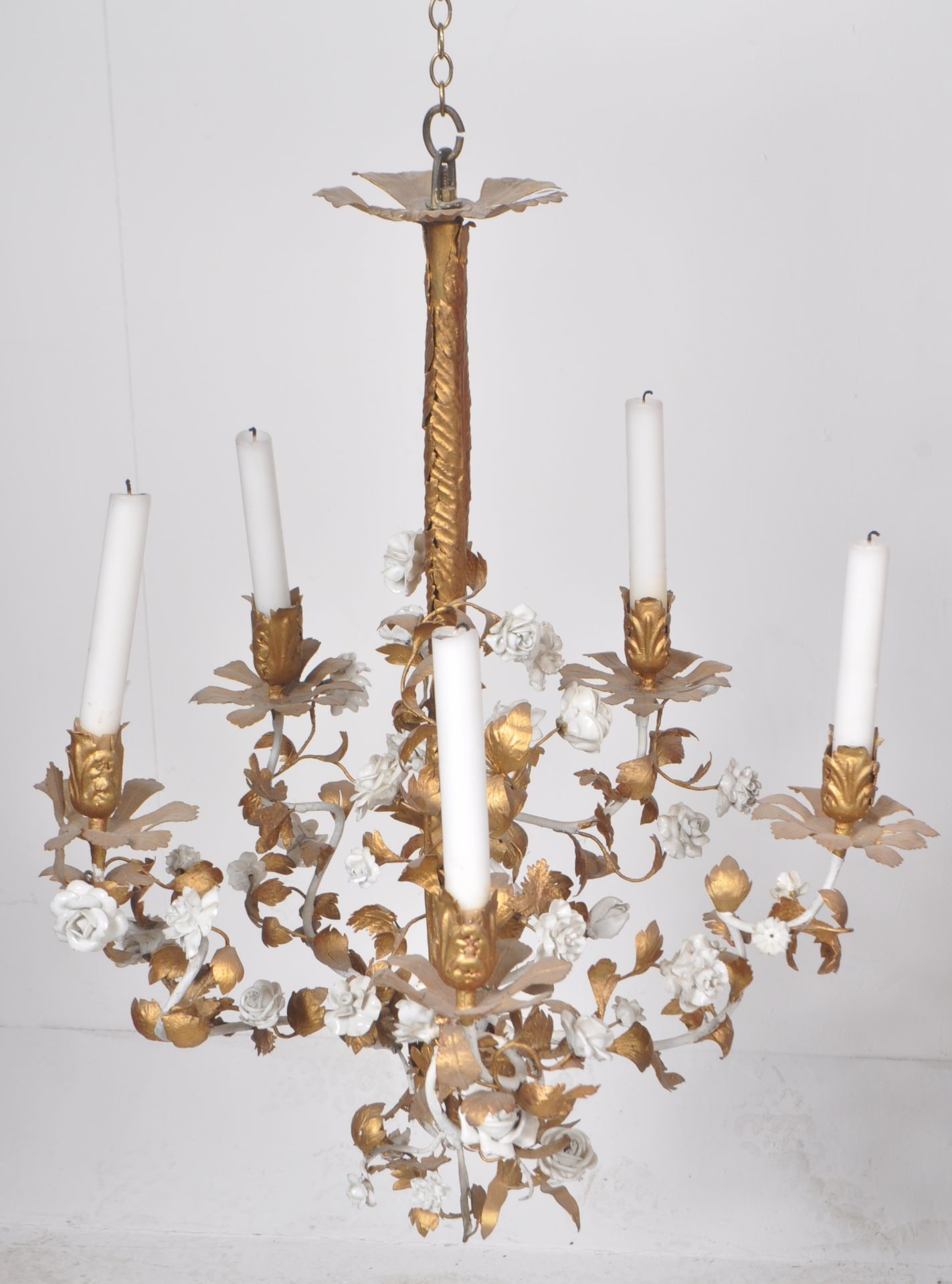 EARLY 20TH CENTURY FRENCH PORCELAIN & GILT CEILING LIGHT - Image 2 of 5