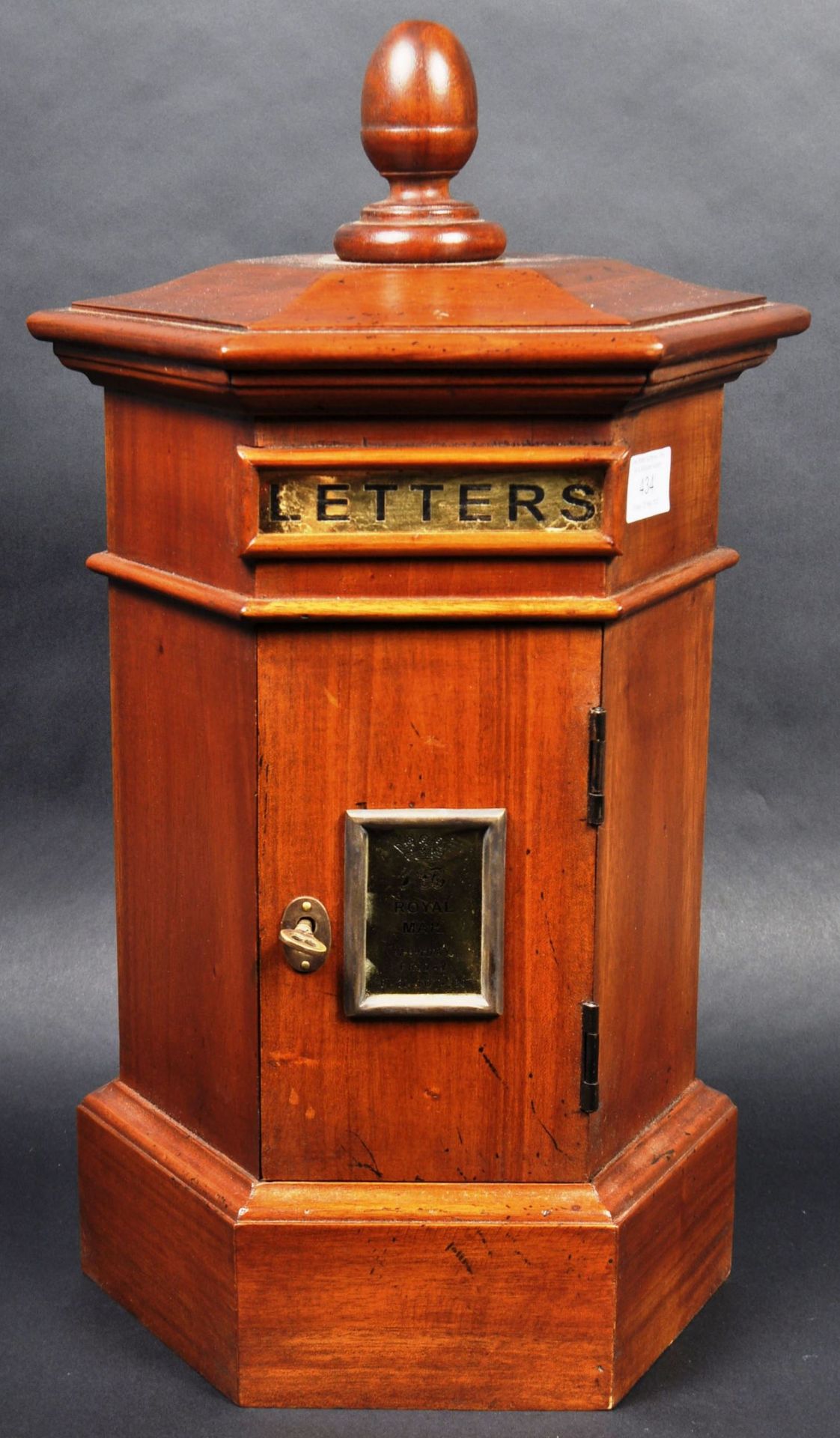 EDWARDIAN MANNER COUNTRY HOUSE HOTEL TABLETOP LETTER BOX